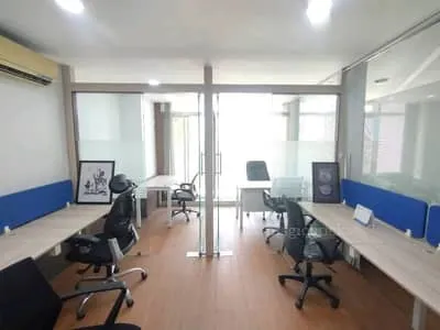 Commercial Office Space Trade center for Rent in Bandra East