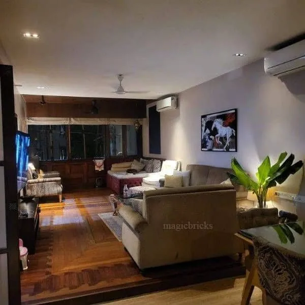 3 BHK Semi Furnished in Anita , Kandivali East