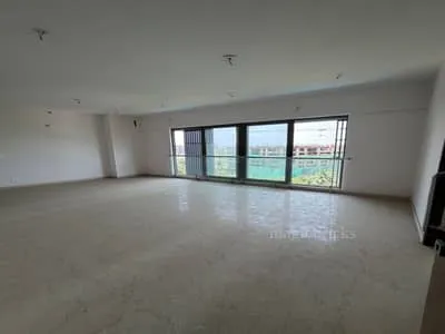 3 BHK in Bandra East