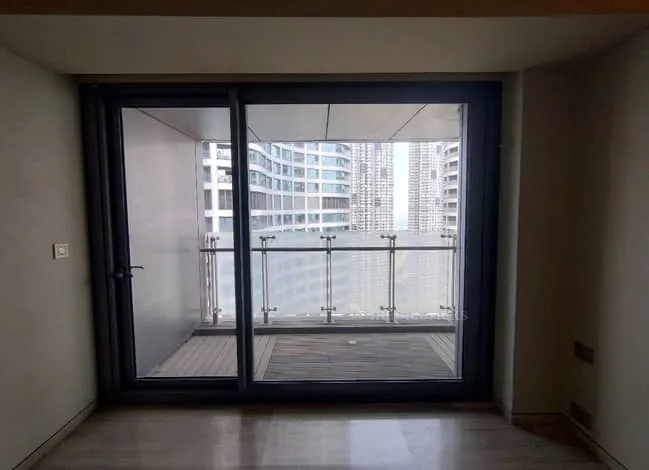 3 BHK Lodha World One for Rent in Lower Parel