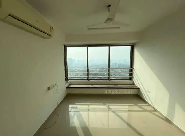3 BHK Oberoi Splendor for Rent in Andheri East