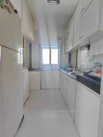 2 BHK Avarsekar Heights for Rent in Worli