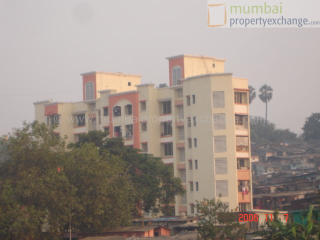 Green Point โ Malad East