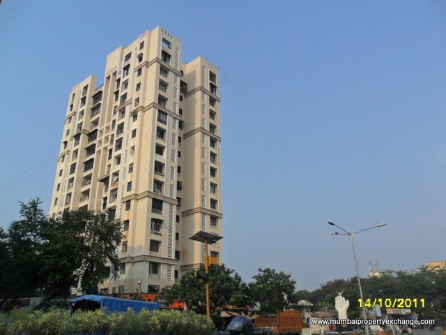2 BHK Fully Furnished in Lourdes Heritage , Malad West