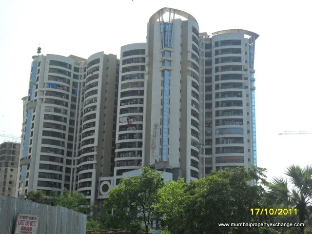 RNA Royale Park  — Kandivali West