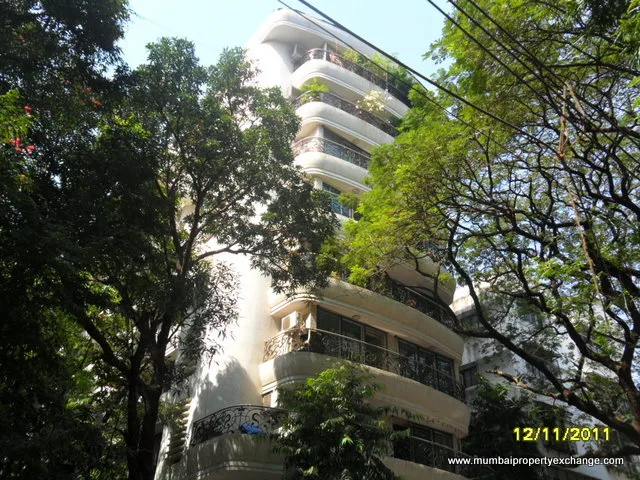 Supreme Pearl — Khar West