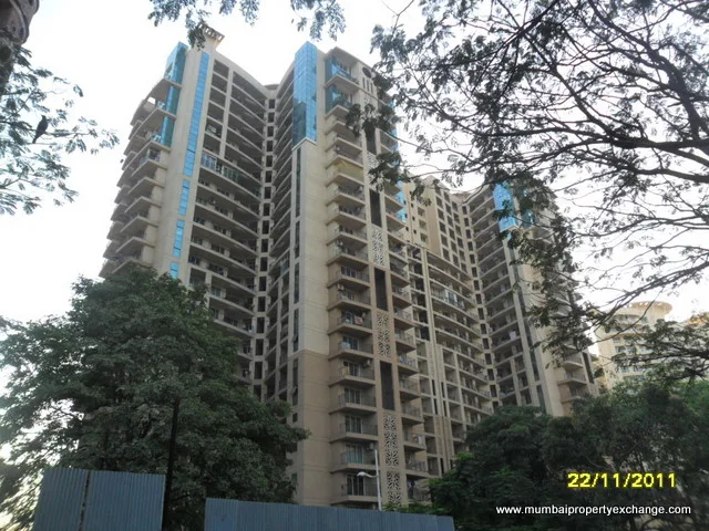 Lantana — Powai