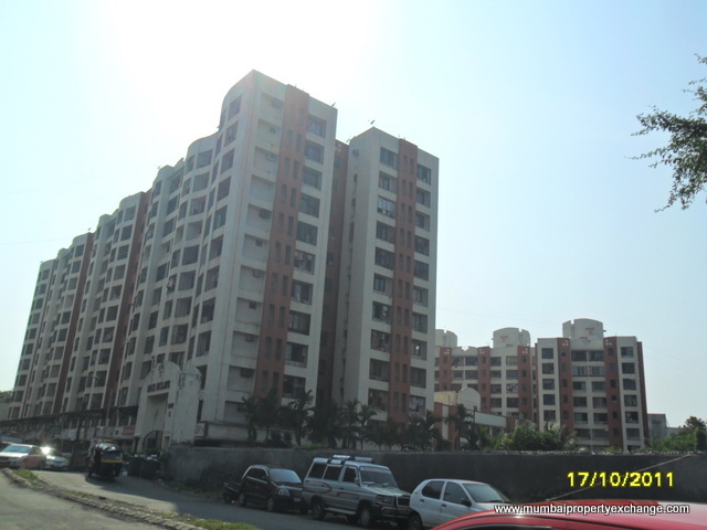 2 BHK Semi-Furnished in Rock Enclave , Kandivali West