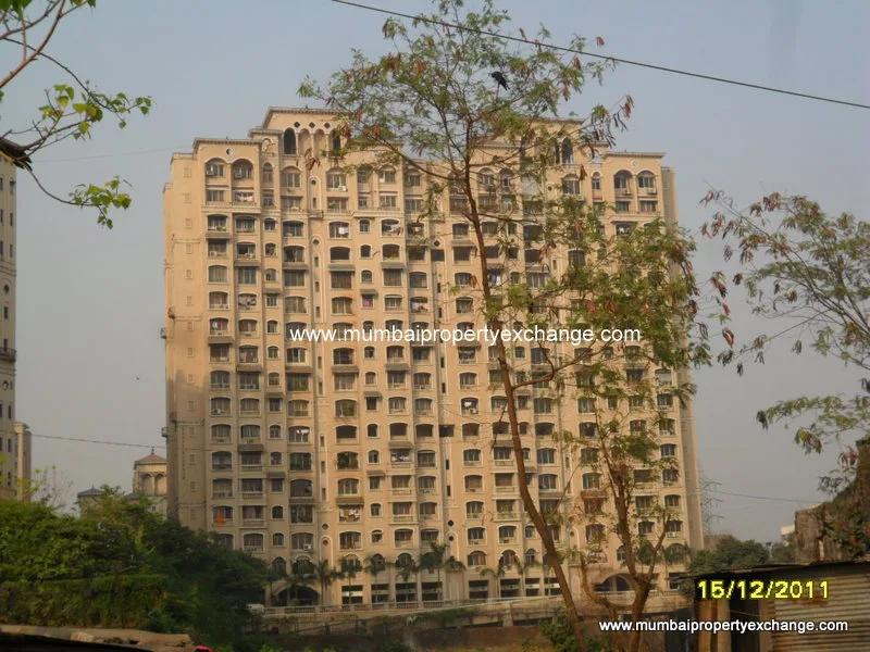 Dosti Blossom — Wadala