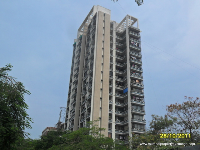 Living Essence โ Kandivali East