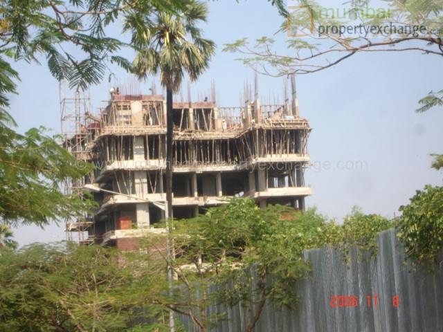 Living Essence โ Kandivali East