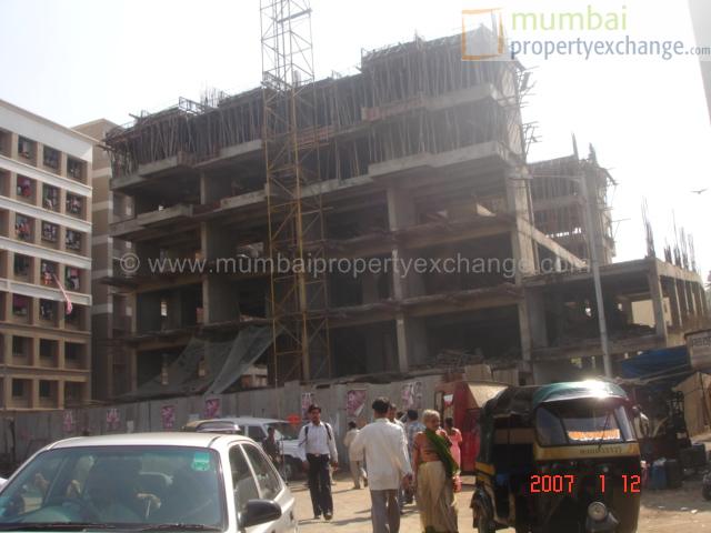 3 BHK Galaxy Royale in Malad West