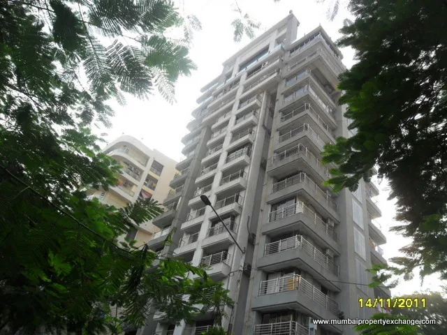 Chinar โ Bandra West