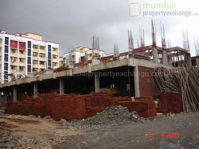 Sky Avenue photo 4