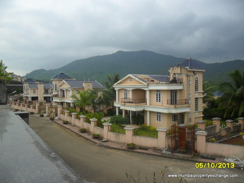 Hawaiian Village