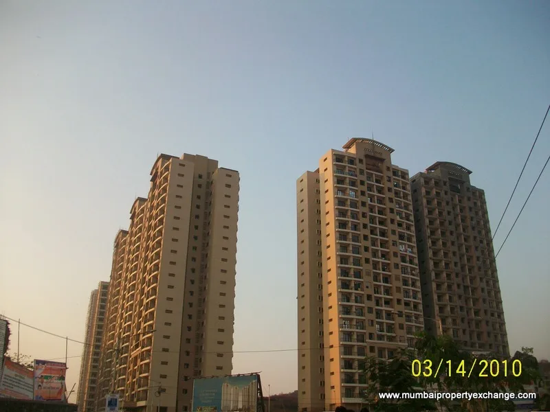 5 BHK Hill View Tower in Borivali East