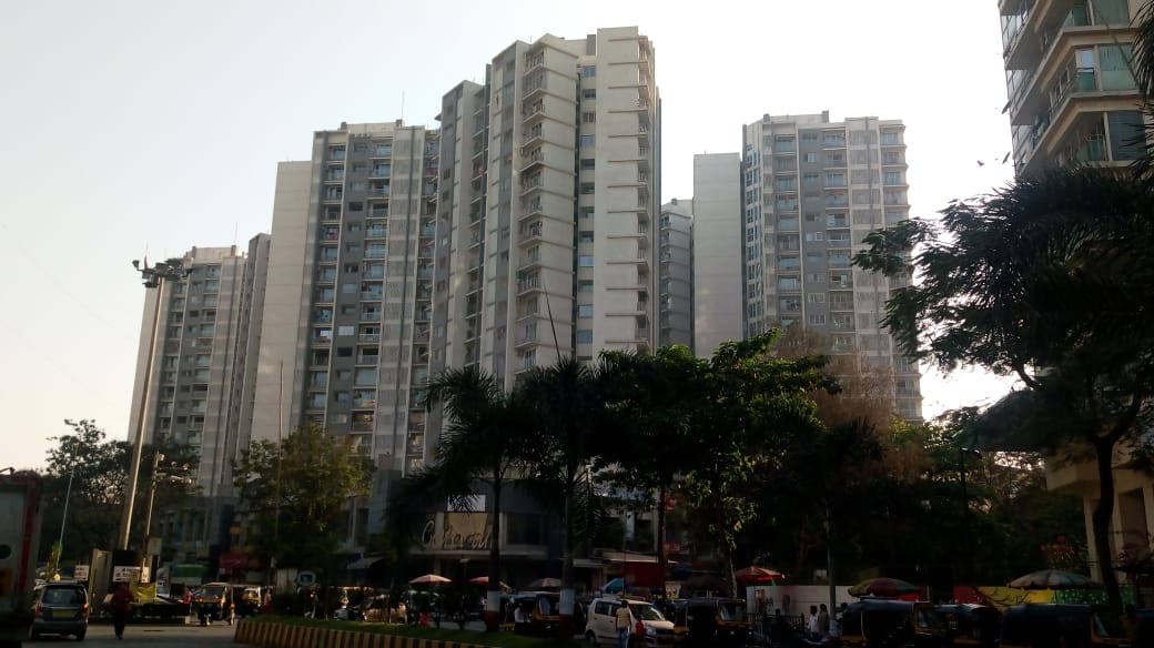 3 BHK Unfurnished in Octa Crest , Kandivali East