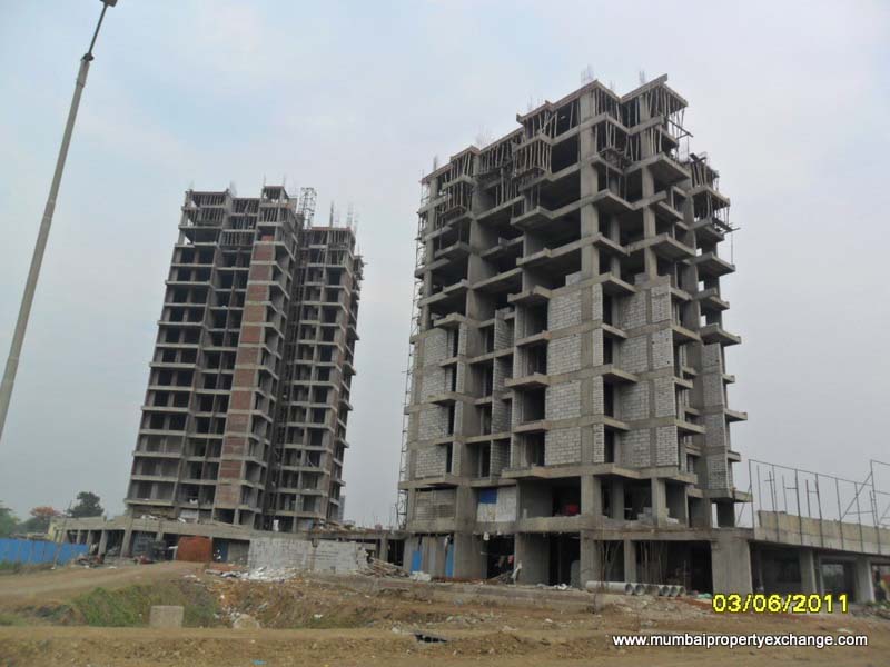 2 BHK Valencia in Kalamboli