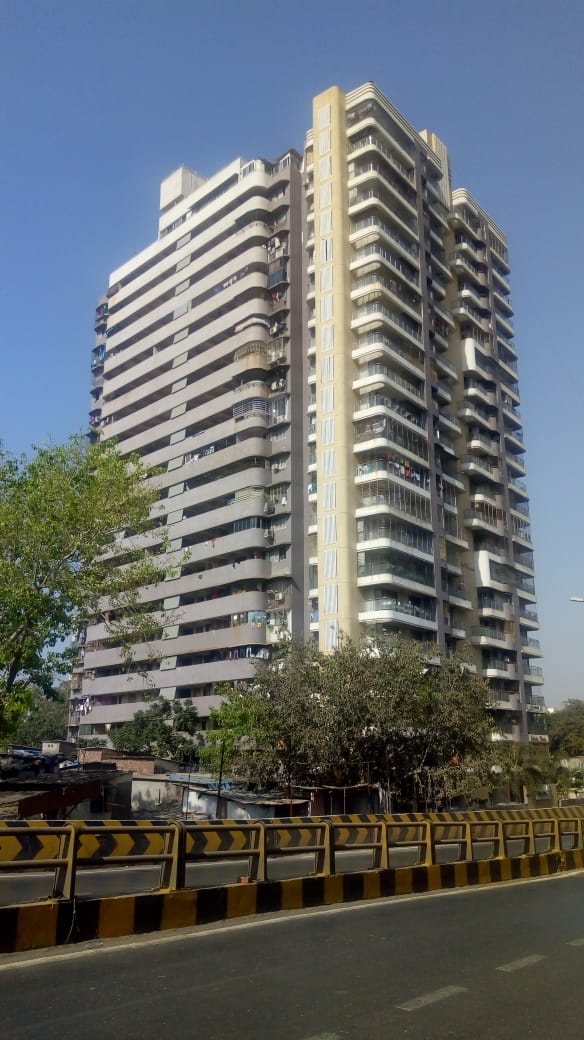 2 BHK Flats and Apartments for Sale in Solitaire Homes, Kandivali East