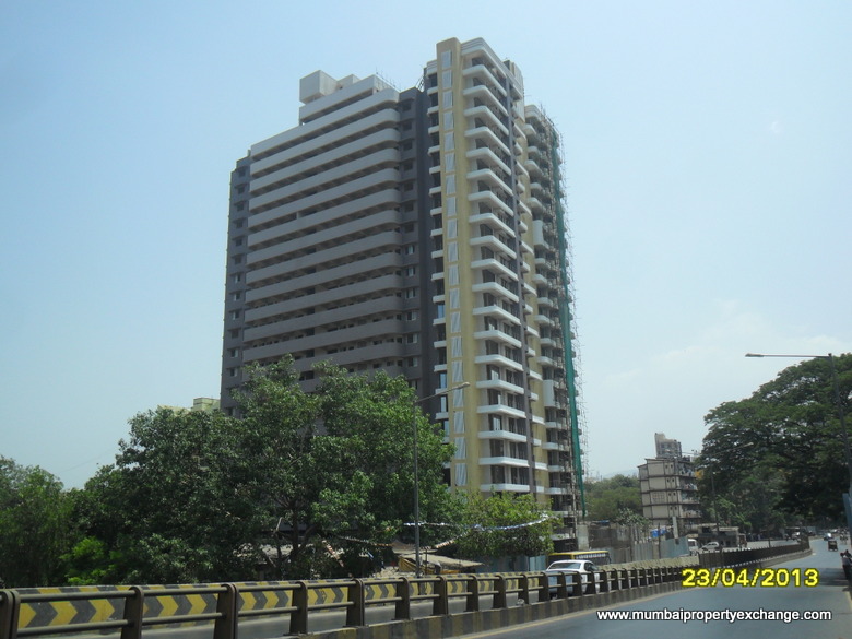 2 BHK Flats and Apartments for Sale in Solitaire Homes, Kandivali East
