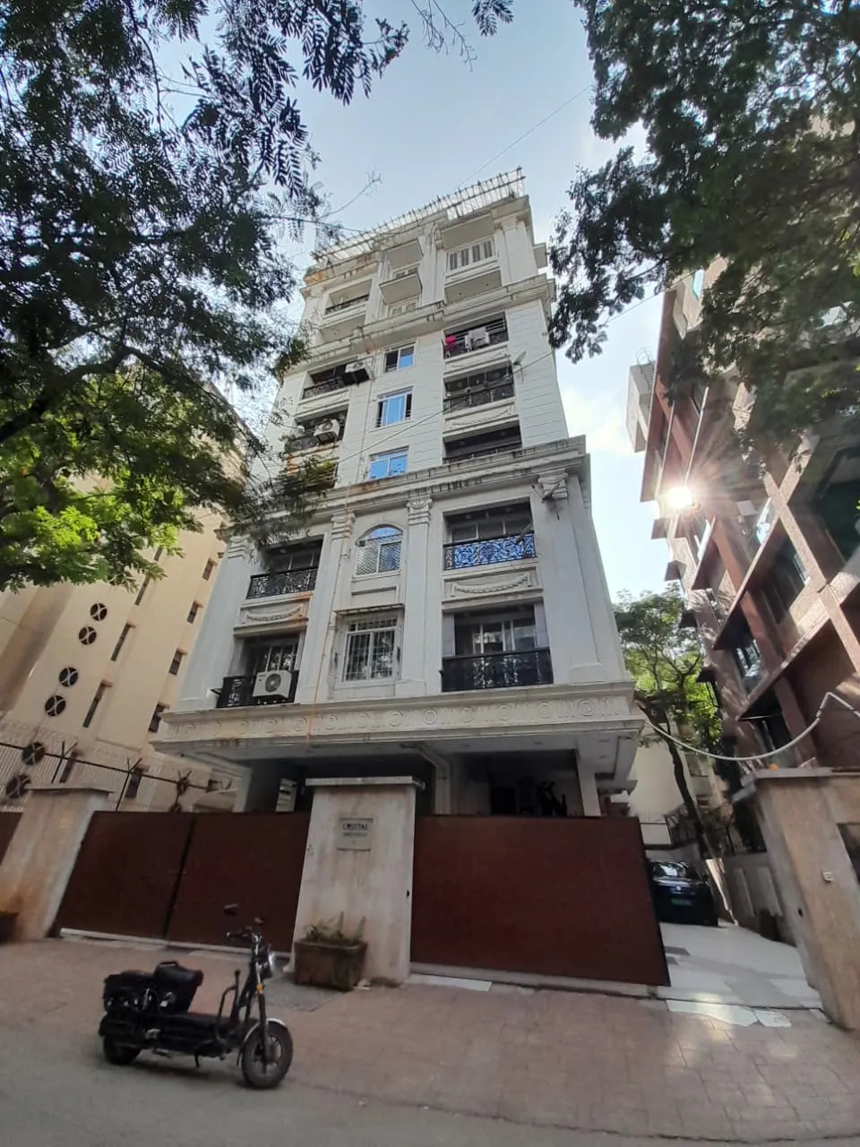 3 BHK Crystal Apartments for Rent in Juhu