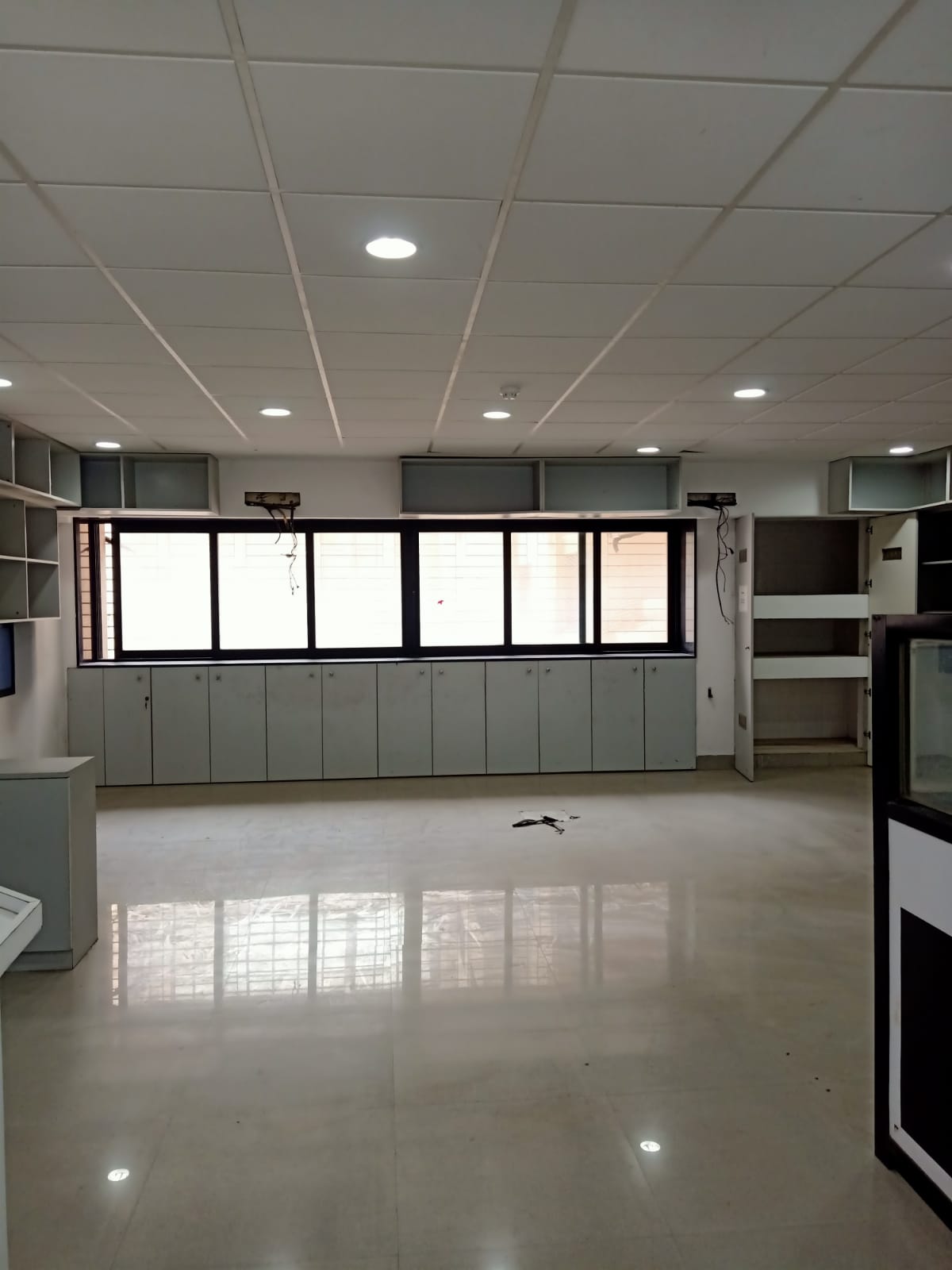 Office Space Remi Biz Court for Rent in Andheri West