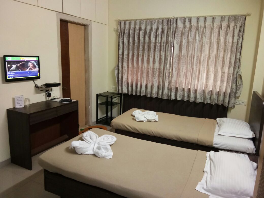 Jasmine CHS โ Bandra East (6)
