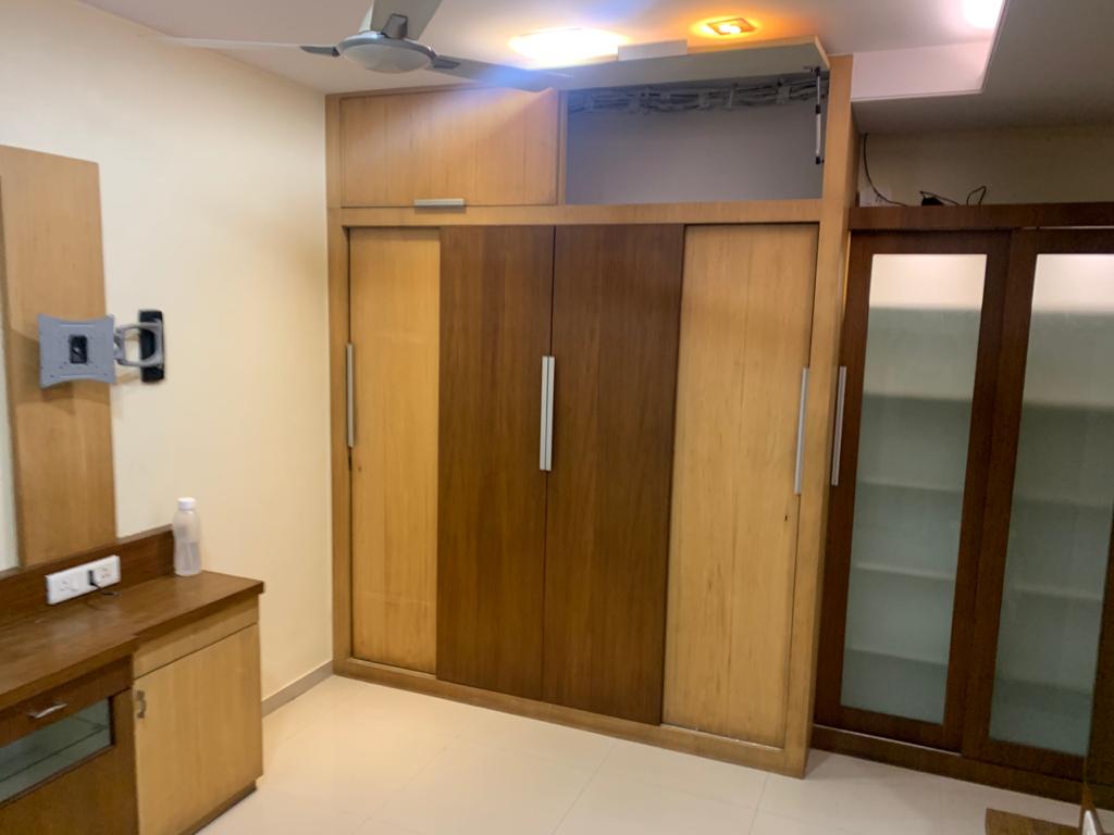 3 BHK Oberoi Splendor for Rent in Andheri East