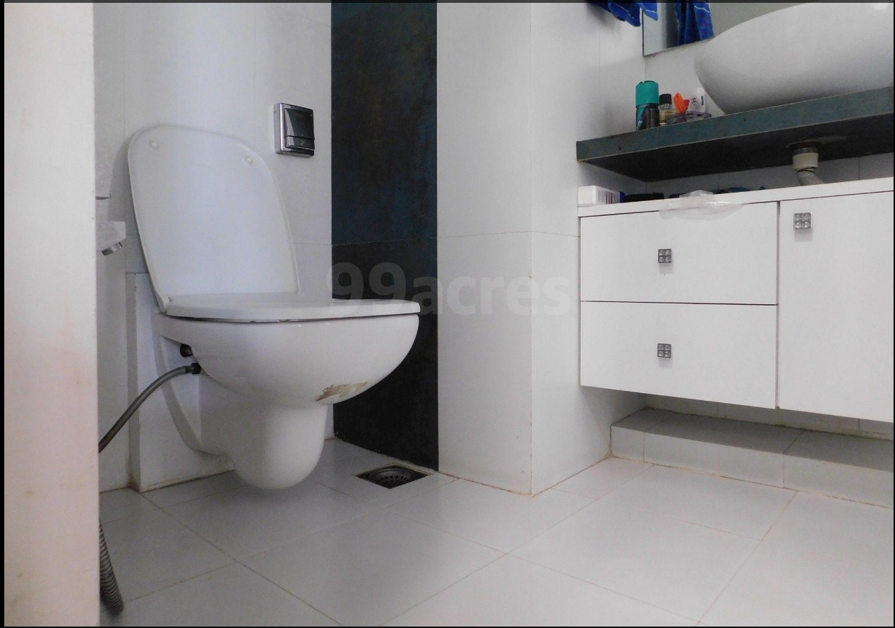 Suyug Apartment — Juhu (8)