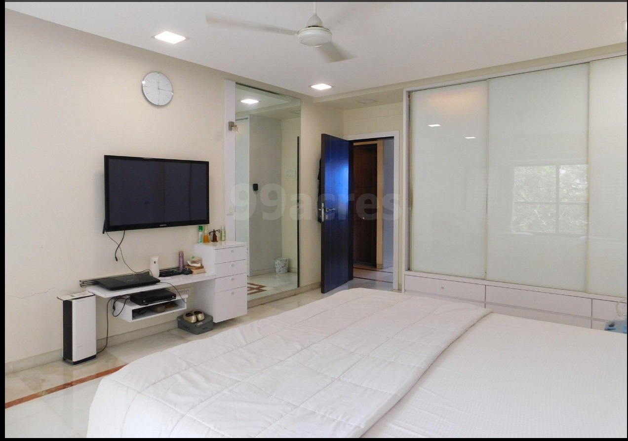 Suyug Apartment — Juhu (7)