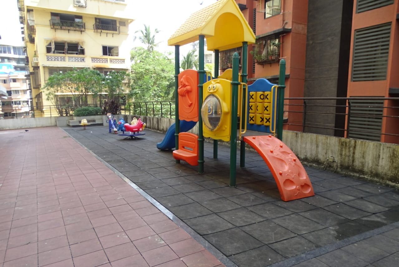 Khandelwal Apartment โ Khar West (22)