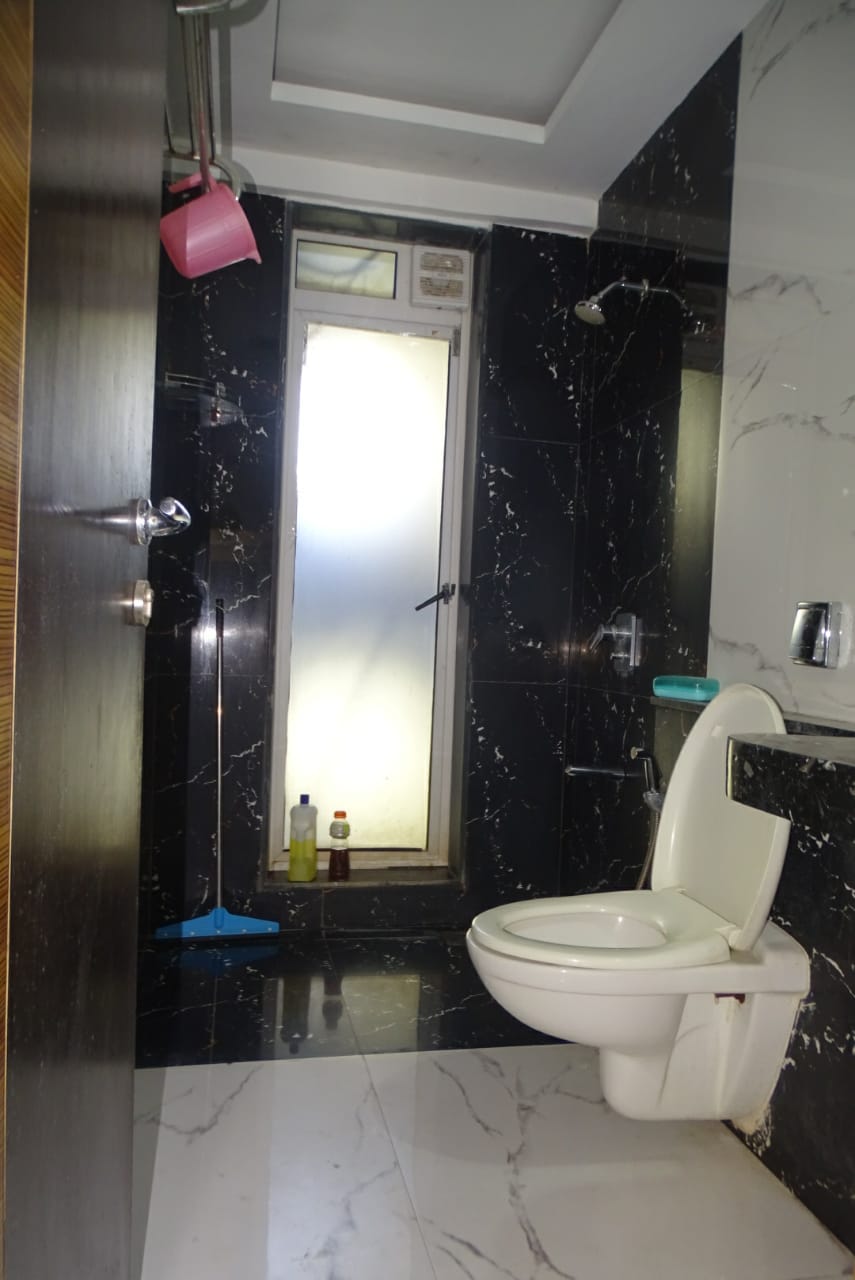 Khandelwal Apartment โ Khar West (17)