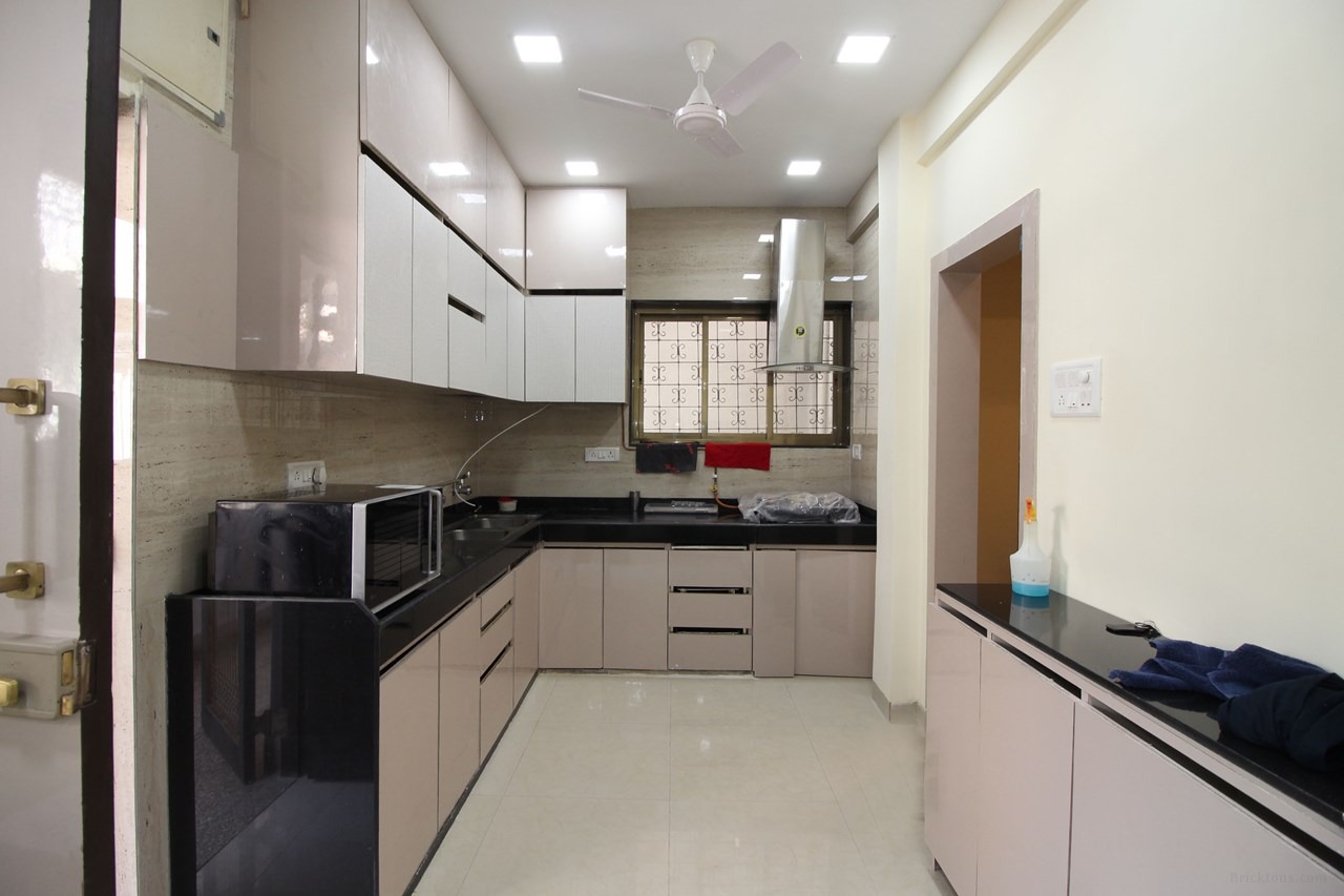 Metropolitan โ Bandra West (10)
