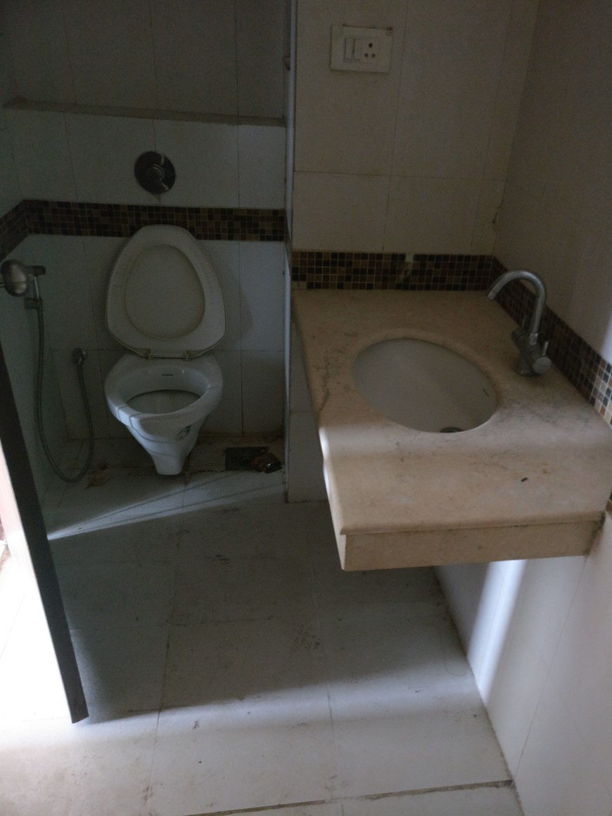 Oberoi Splendor โ Andheri East (3)