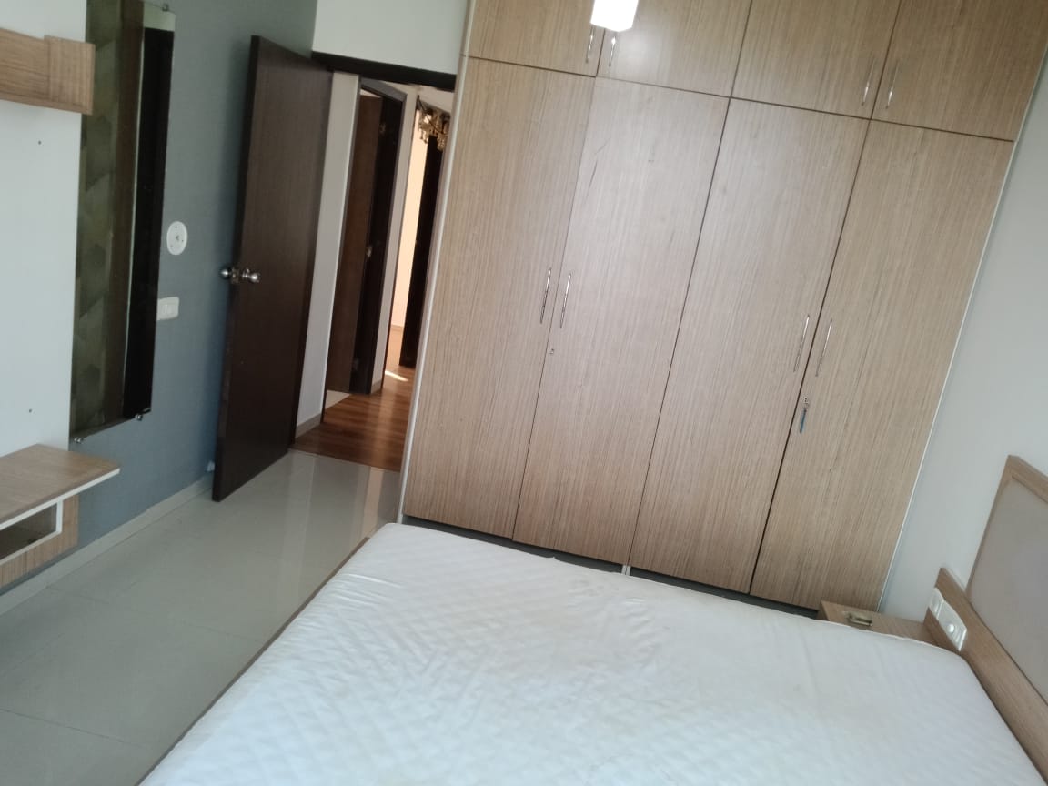 Oberoi Woods — Goregaon East (8)
