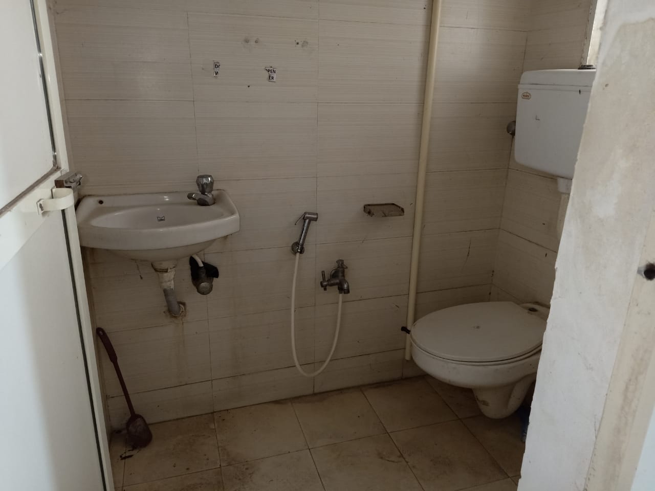 Crystal Plaza — Andheri West (12)