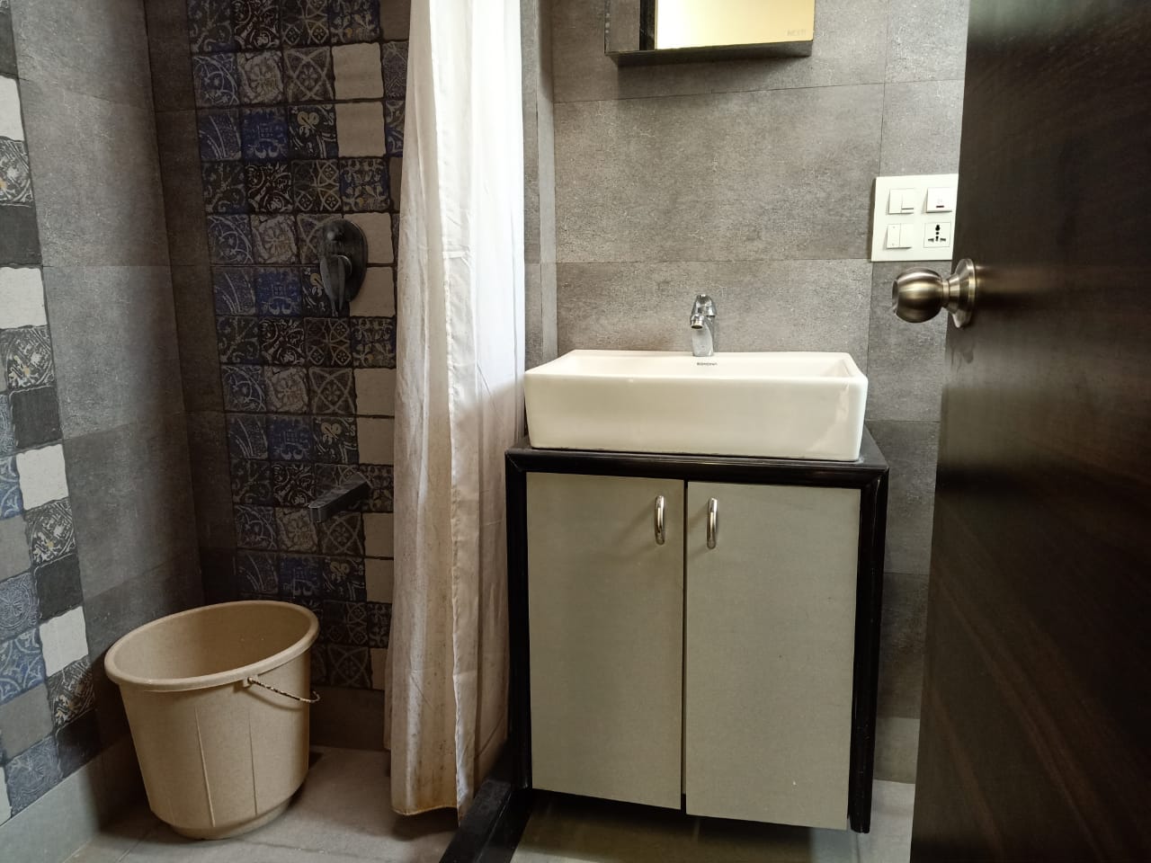 Kamal Apartment โ Andheri West (6)