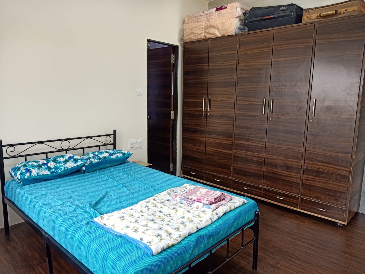 Kamal Apartment โ Andheri West (3)