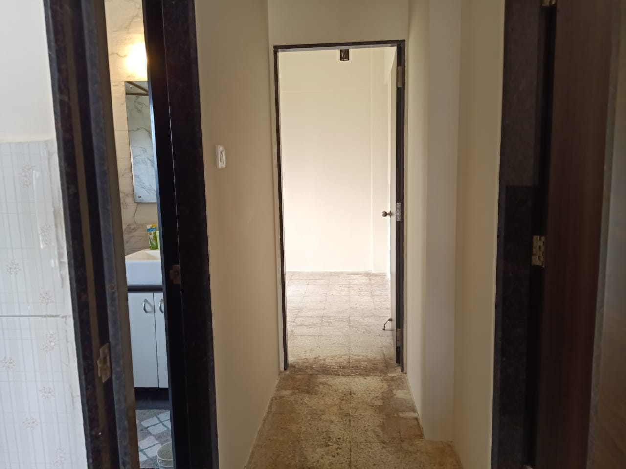 Kamal Apartment โ Andheri West (10)