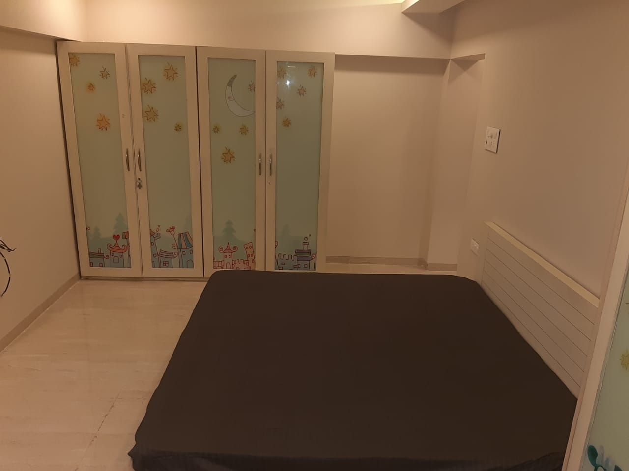 Everest Apartments โ Bandra West (8)