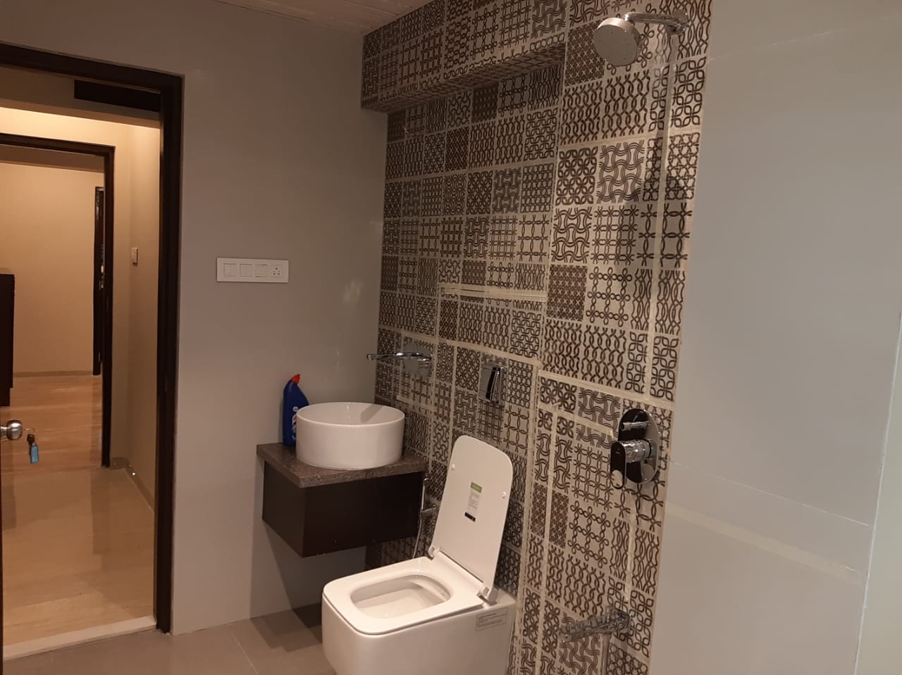 Everest Apartments โ Bandra West (9)