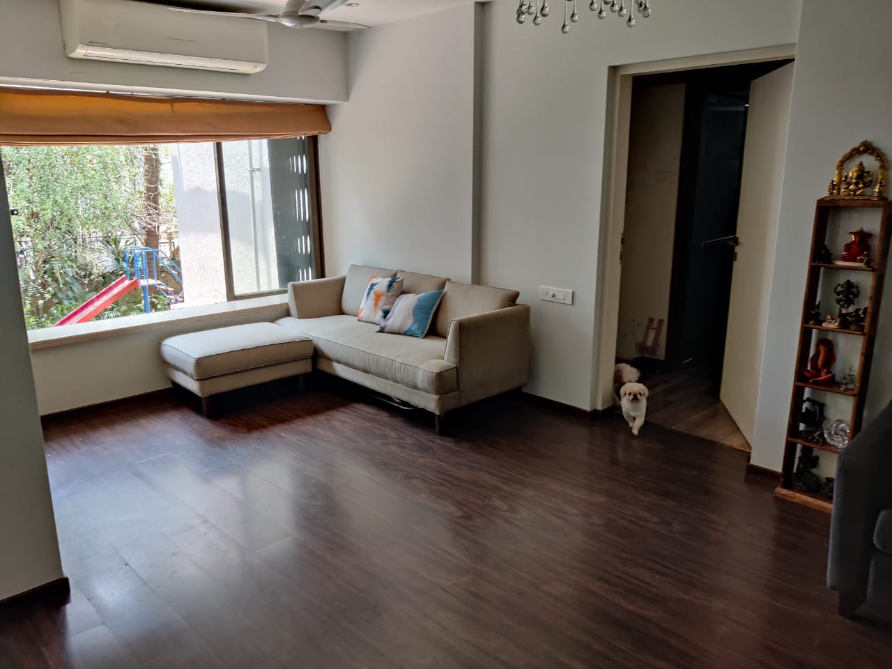 Aashit Apartment — Juhu