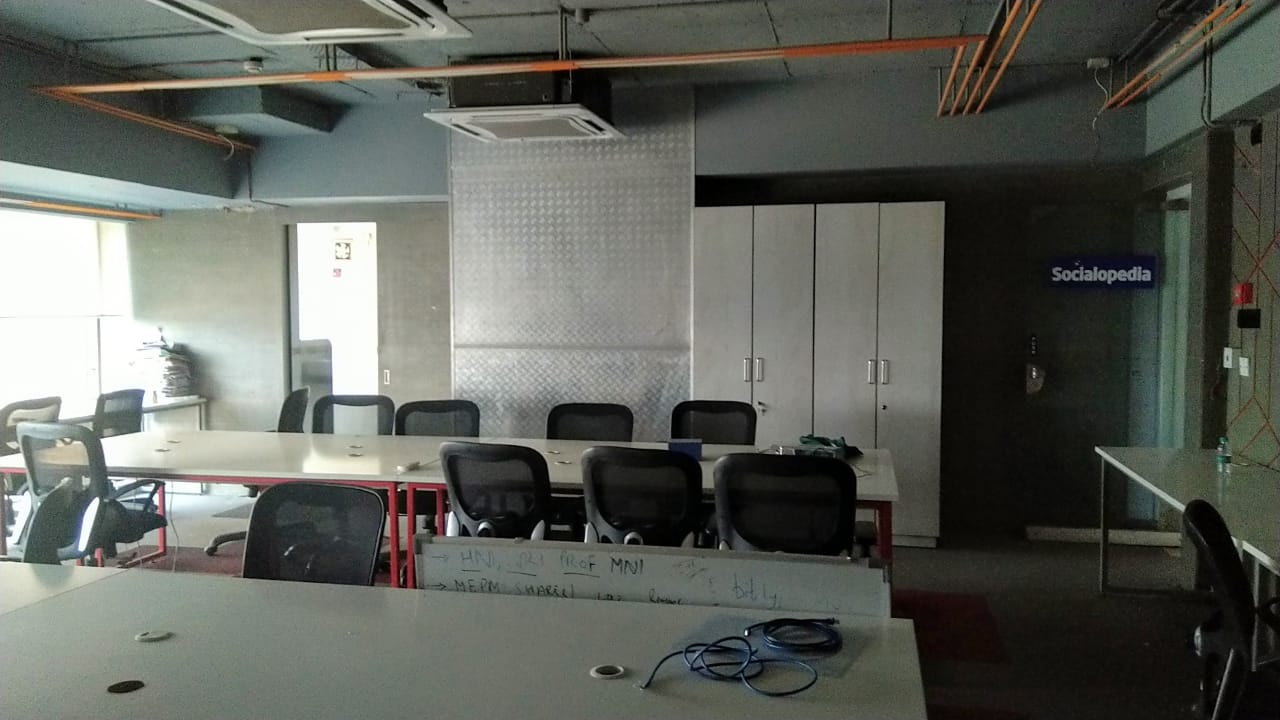 Dev Plaza — Vile Parle West (1)