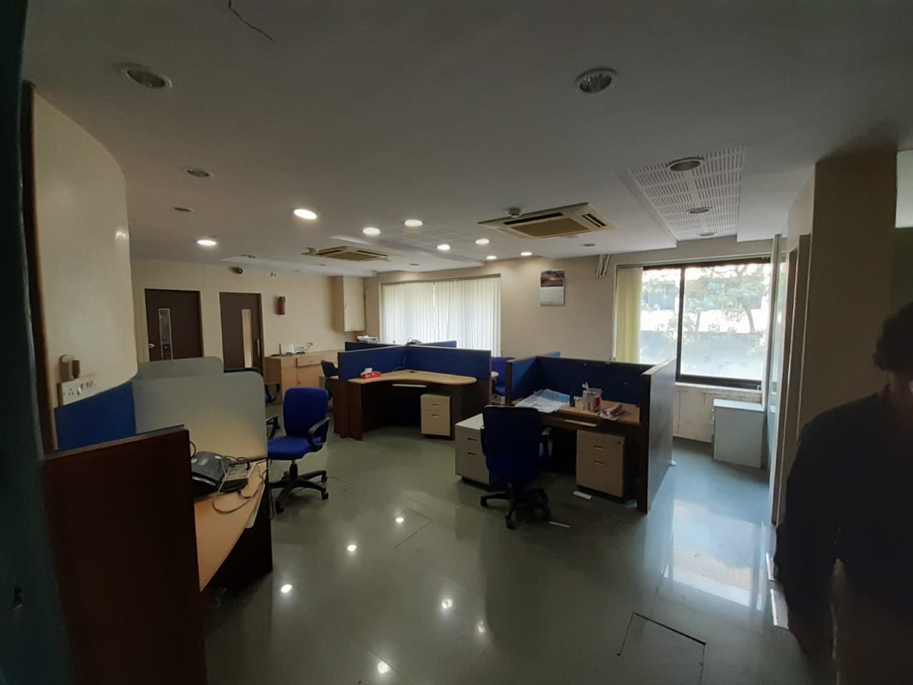 Valecha Chambers โ Andheri West (11)