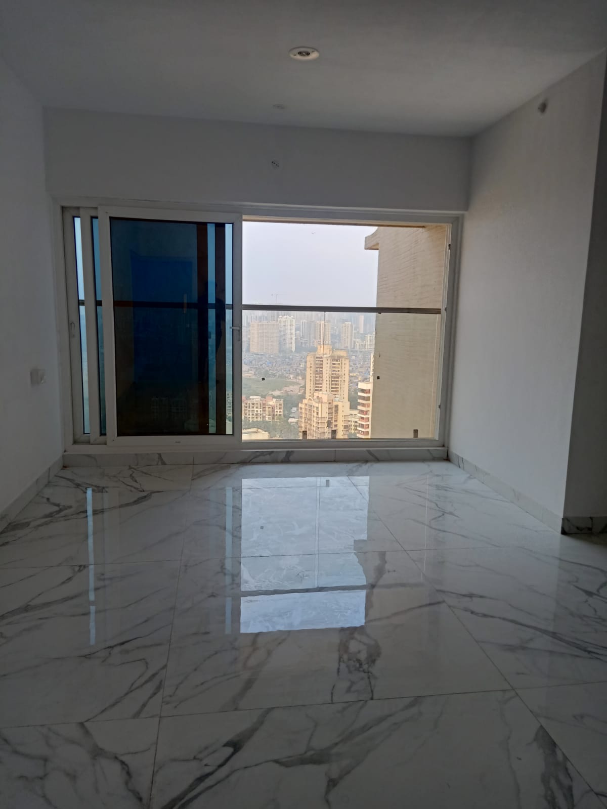 RNA NG Eclat — Andheri West (3)