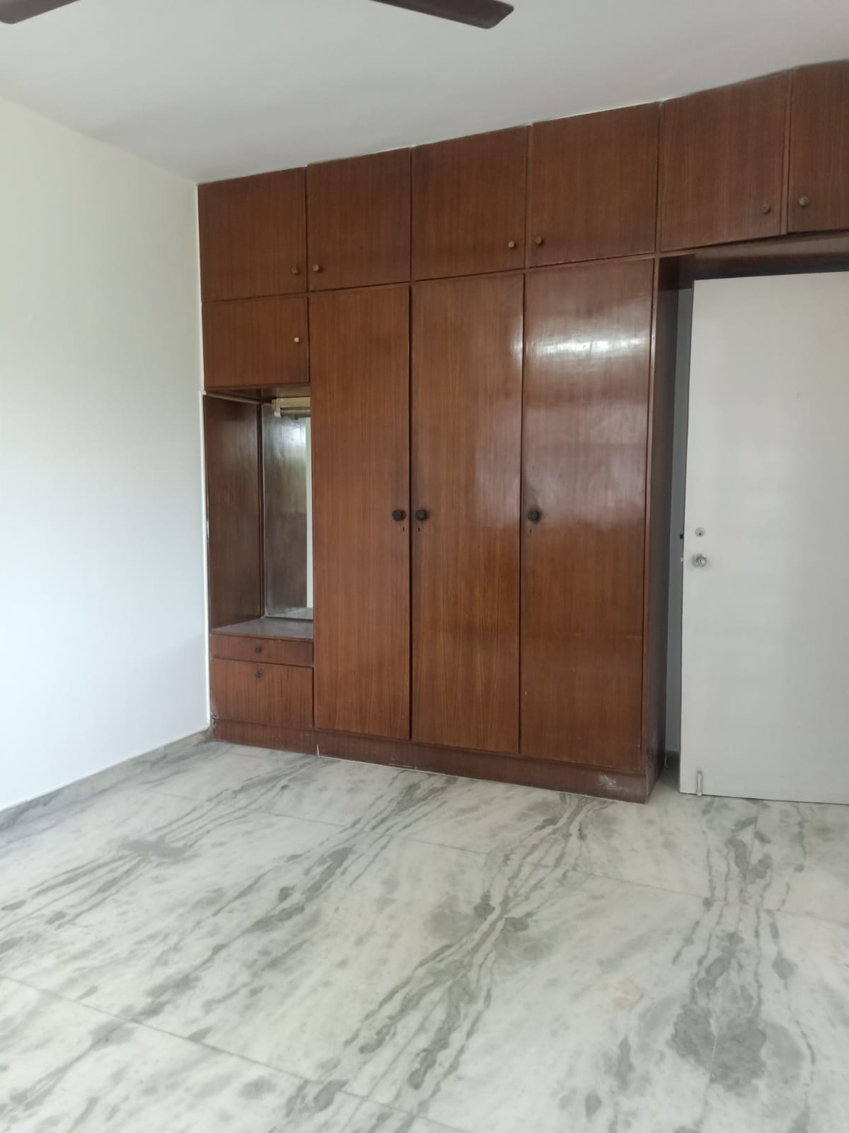 Harmony Apartment โ Andheri West (10)