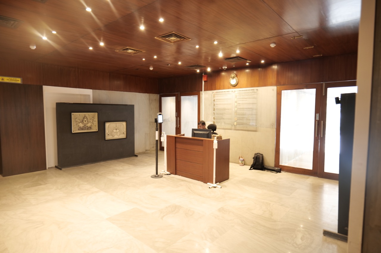 Nirlon House โ Worli (7)