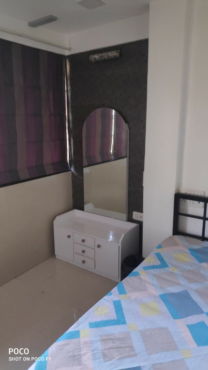 New Pushpa Milan — Worli (8)