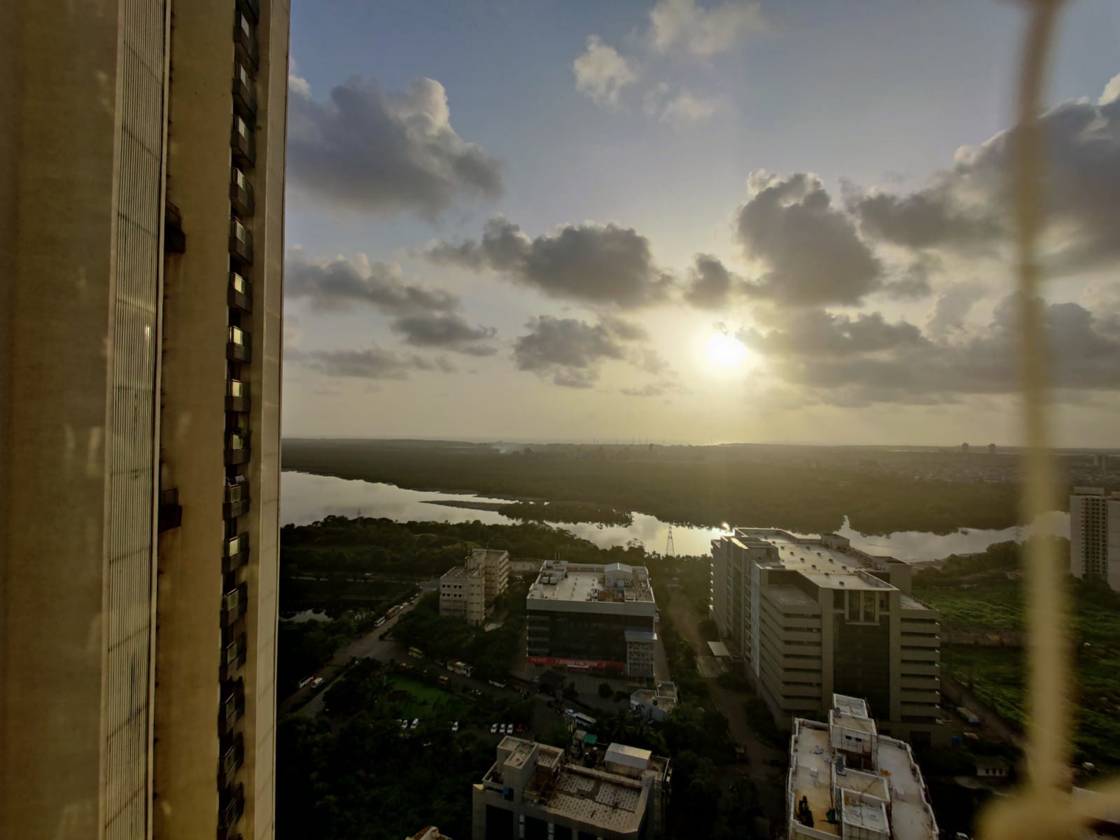 Rustomjee Elanza — Malad West (1)