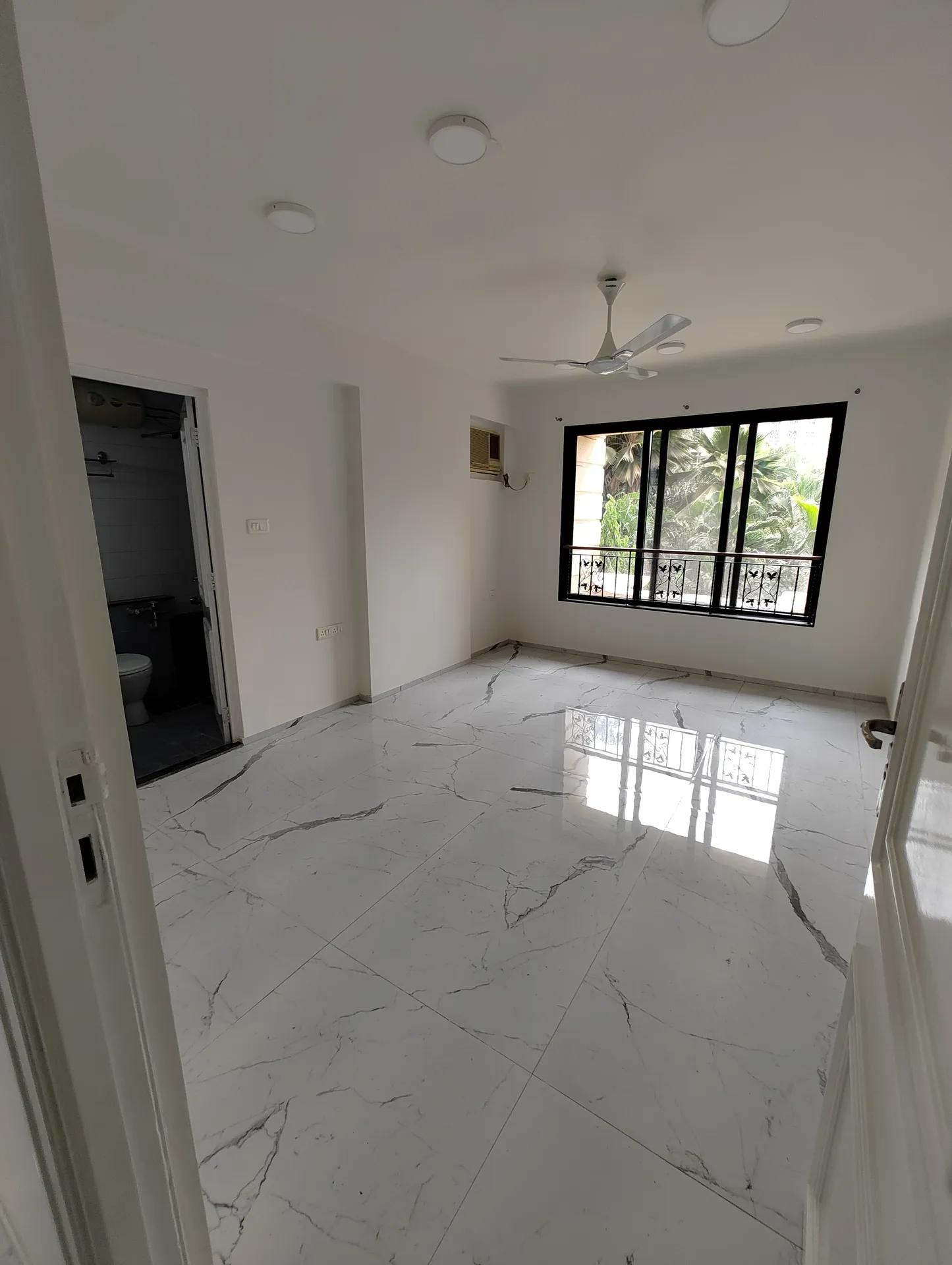 Solitaire — Powai (2)